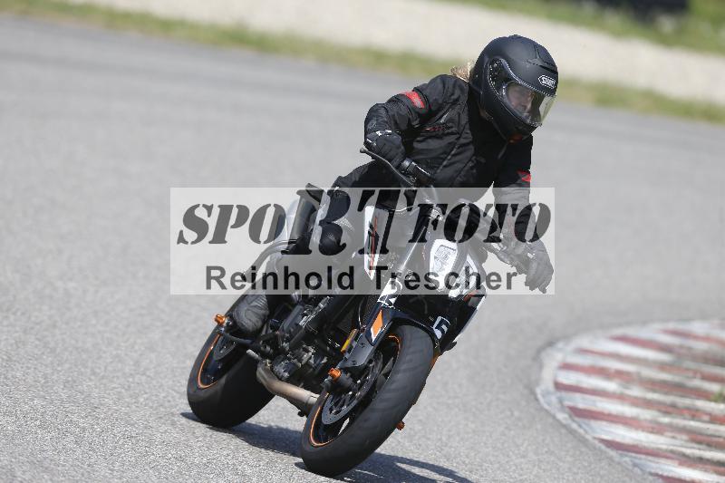 /Archiv-2025/09 22.04.2025 Cornu Master School ADR/gruen-vert/25